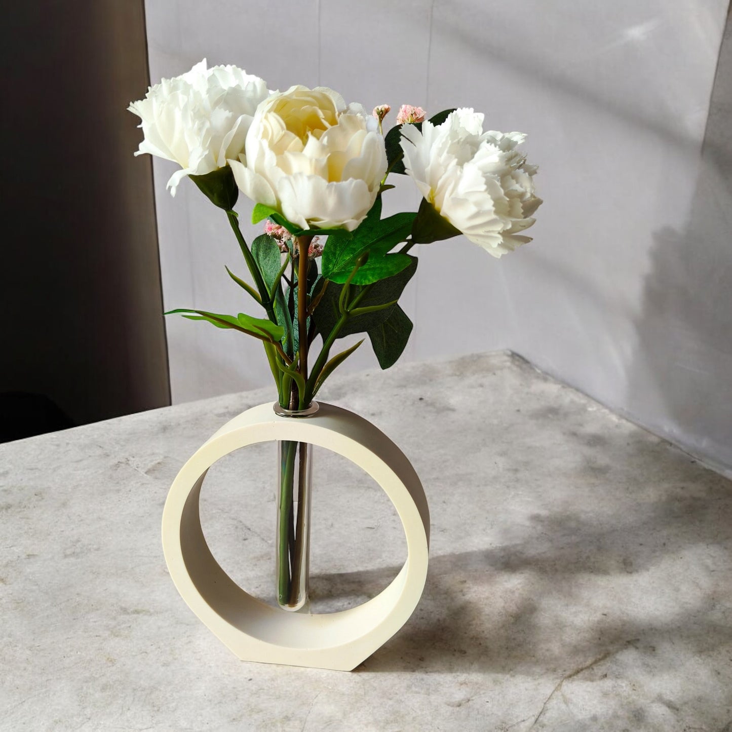 Halo Vase