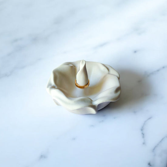 Blossom Ring Holder